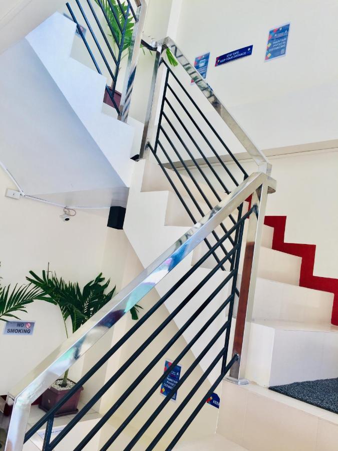 Jprime Apartelle Tuguegarao by Eksteriør bilde