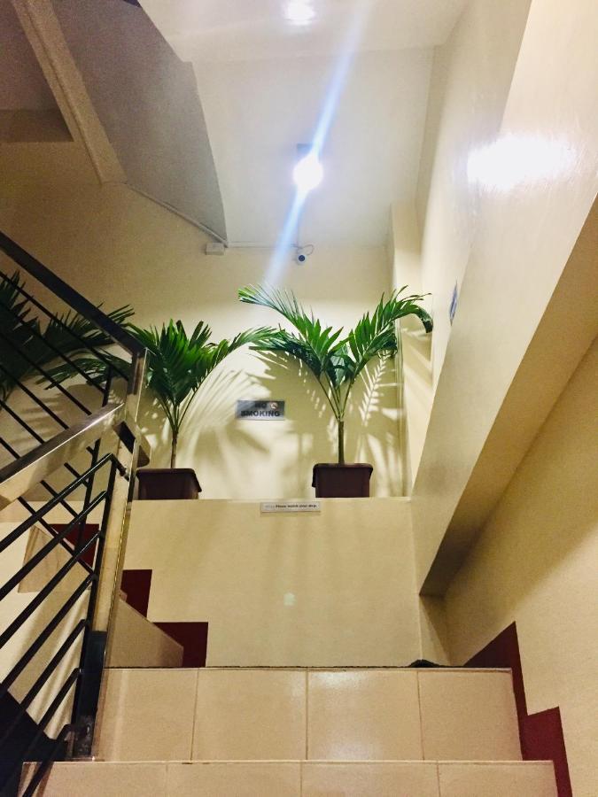 Jprime Apartelle Tuguegarao by Eksteriør bilde
